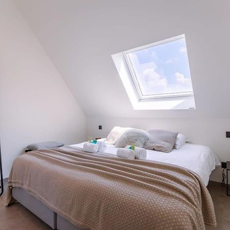 Huswell - Tosca - Lovely Double Room At Ranch De Blauwe Zaal Bruges Exterior photo